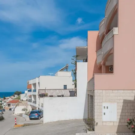Apartmán Erstic 3 - By Guide Baška Voda